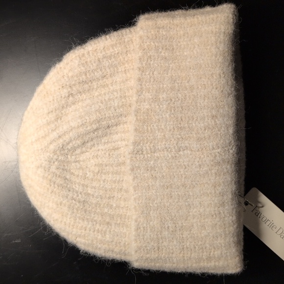Favorite Daughter Cream Knit Beanie Wool Blend (NWT) - Picture 5 of 5